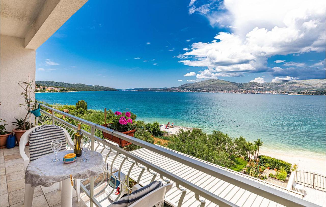 2 Bedroom Beautiful Apartment In Okrug Gornji Trogir Exterior foto